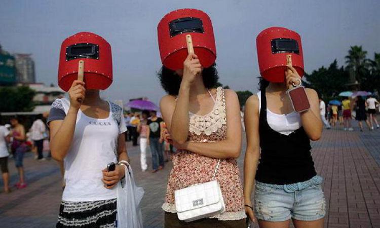 Началось полное солнечное затмение Началось полное солнечное затмение