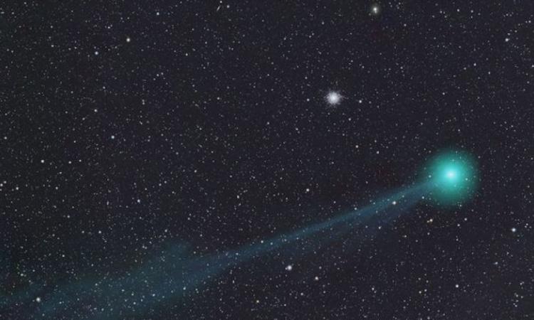 Ученые обнаружили на комете Лавджоя молекулы спирта