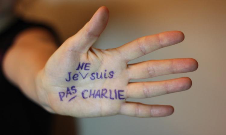 Российский художник нарисовал ответную карикатуру на авторов Charlie Hebdo