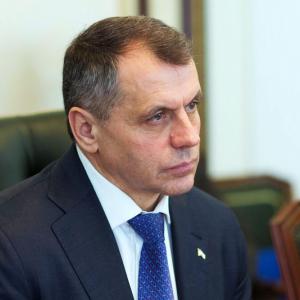 Константинов заявил, что Крым пересмотрит отношения с Украиной