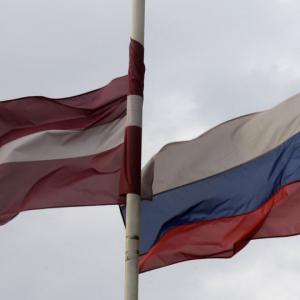 Счет за "оккупацию": Латвия готова взять у России 300 миллиардов евро извинениями