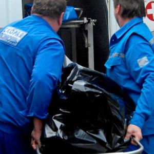 В Волгогардской области обрушилась часть балкона с людьми: один погиб