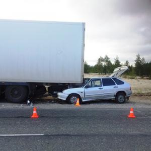 В Самарской области ДТП с грузовиком и легковушкой унесло жизни трех человек