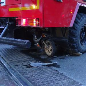 Водитель скутера пострадал при ДТП с участием пожарного автомобиля в Екатеринбурге