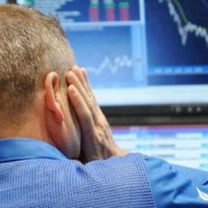 Биржи АТР торгуются в минусе на фоне неудачи переговоров в Дохе