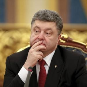 Телеканал Коломойского обрезал новогоднее обращение Порошенко