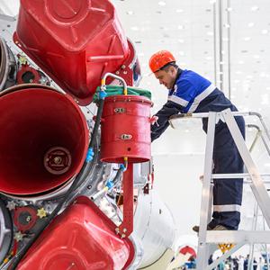 Подмосковные госслужащие продали на Украину ракетные двигатели на 62 миллиона рублей
