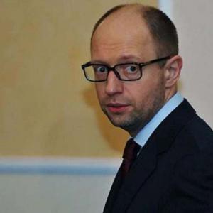 Яценюка ужаснуло решение Путина о суде над Украиной