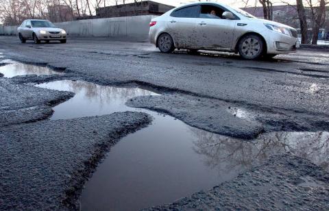 Жители трех городов Кубани сами выберут дороги для ремонта
