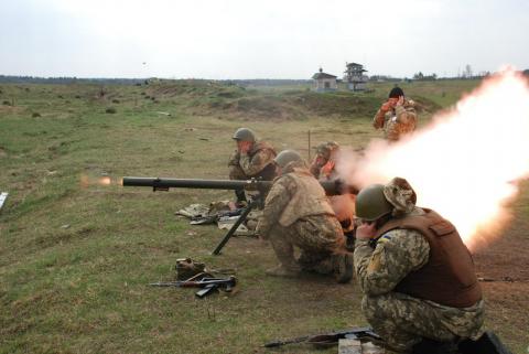 ВСУ вступили в бой с националистами под Донецком – ДНР
