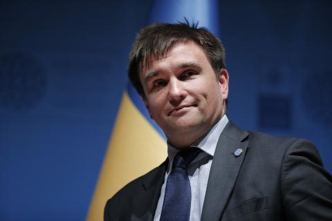 Последние новости сегодня. В Киеве задумались о введении уголовной ответственности за двойное гражданство с РФ
