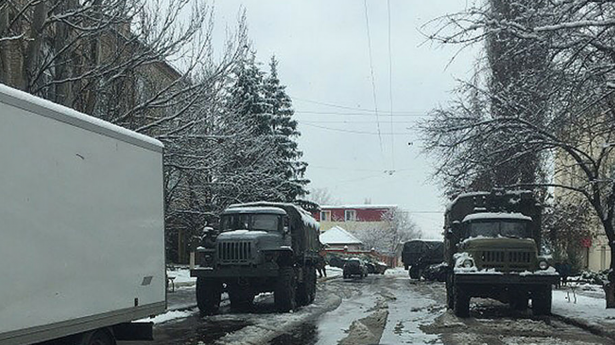 ЛНР, Луганск новости сейчас, видео: Плотницкий дал пресс-конференцию, Корнет отчитался о задержании украинских диверсантов Военная техника в Луганске