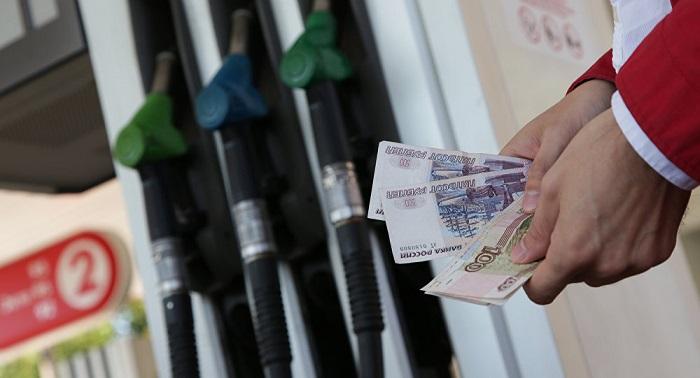 Власти узнали, кто взвинтил цены на бензин в России в 2018 году