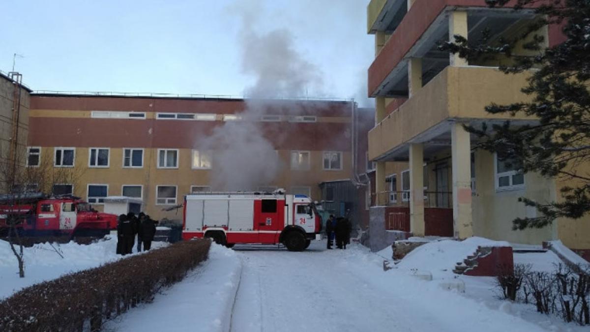 В Омске при пожаре в БСМП-1 никто не пострадал В Омске при пожаре в БСМП-1 никто не пострадал