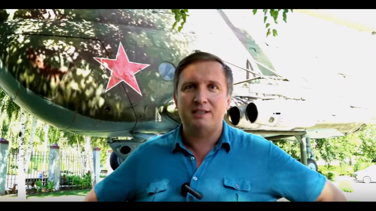 Дмитрий Новиков объявил ультиматум Елене Хахалевой Дмитрий Новиков объявил ультиматум Елене Хахалевой