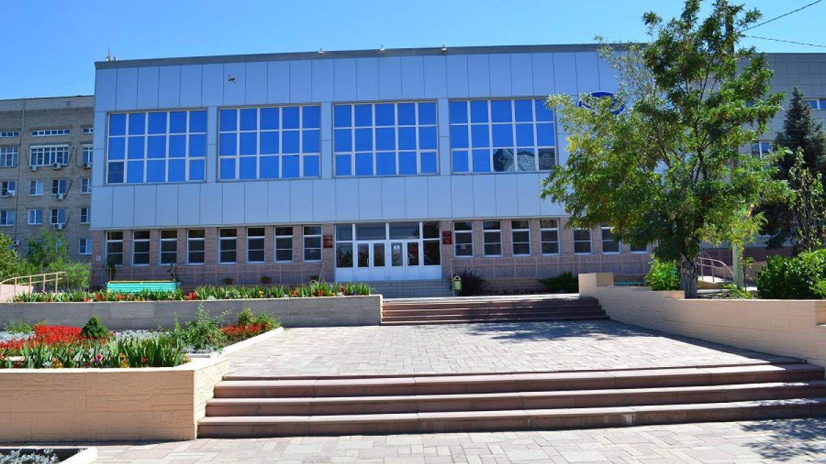 Главврач астраханского онкодиспансера заработал на больных 21 млн рублей Главврач астраханского онкодиспансера заработал на больных 21 млн рублей, не оказывая помощи