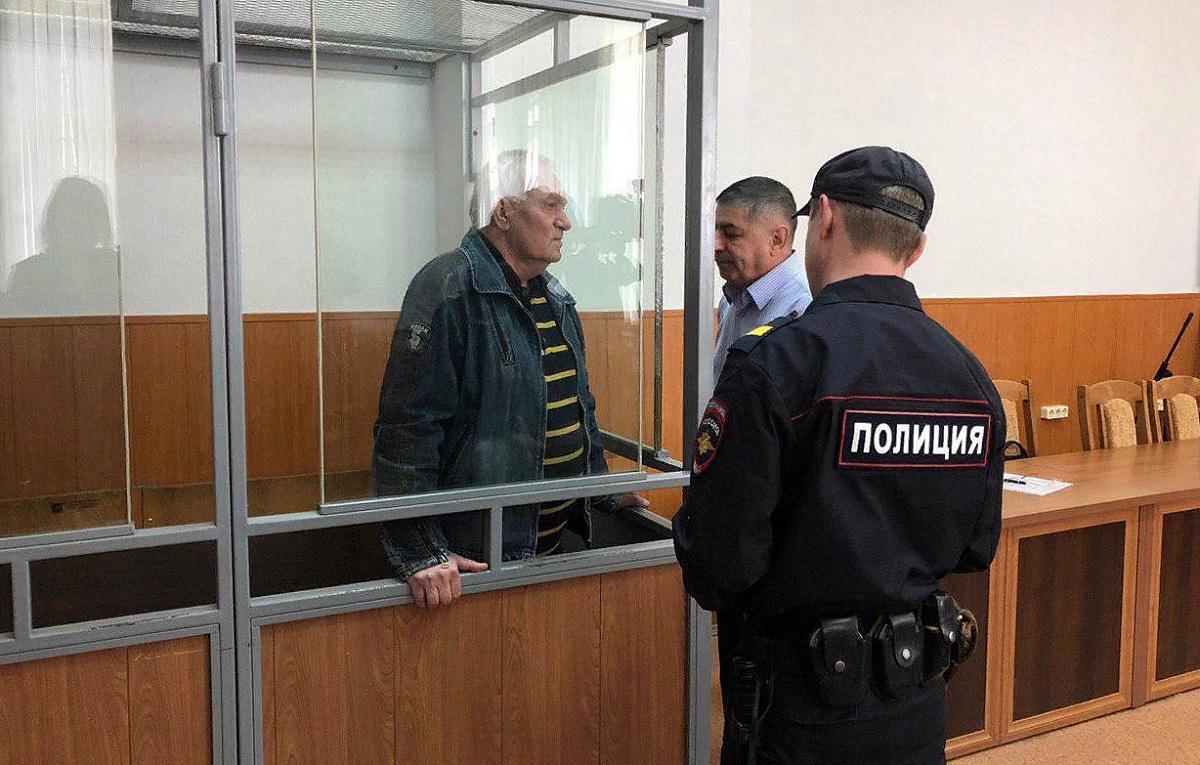 В Ростове пенсионер попал под суд за госизмену