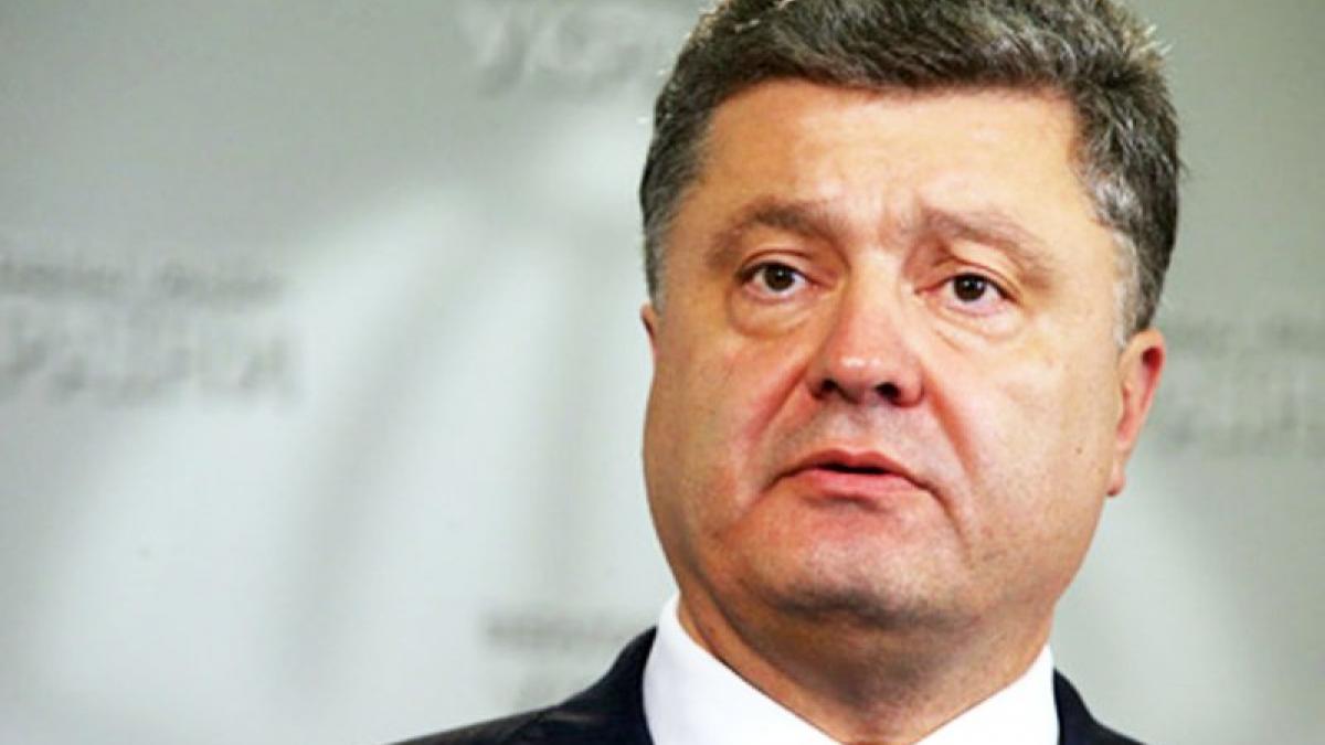 Порошенко заявил о слишком большой занятости для встречи с Трампом порошенко и трамп, троллинг от трампа, порошенко