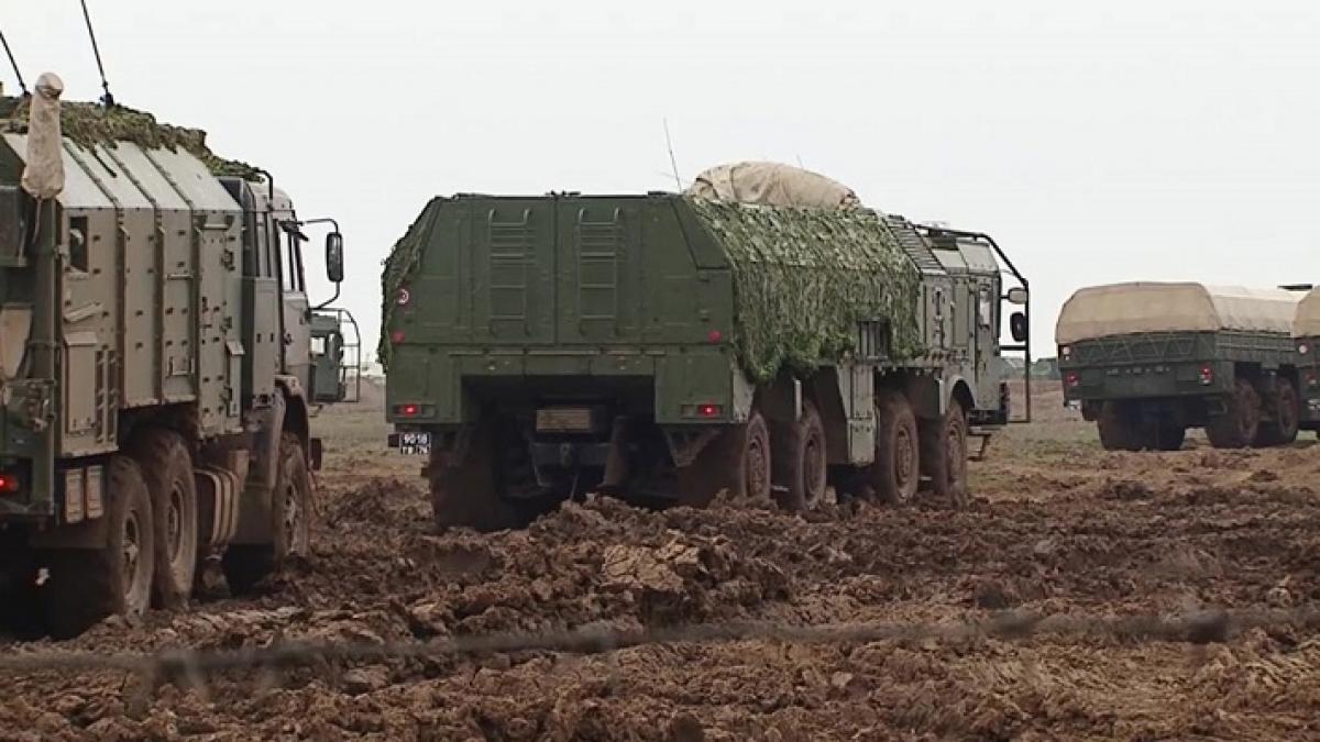 Америка сама сдала РФ параметры своего спутника-шпиона, обнаружив "Искандеры" В Минобороны рассказали об "Искандерах", которые напугали США и Прибалтику