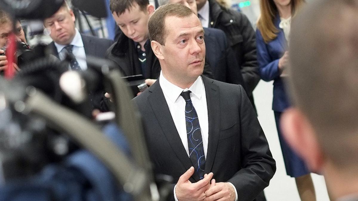 Непредсказуемое решение Путина: кому передаст своё кресло Медведев Непредсказуемое решение Путина: кому передаст своё кресло Медведев