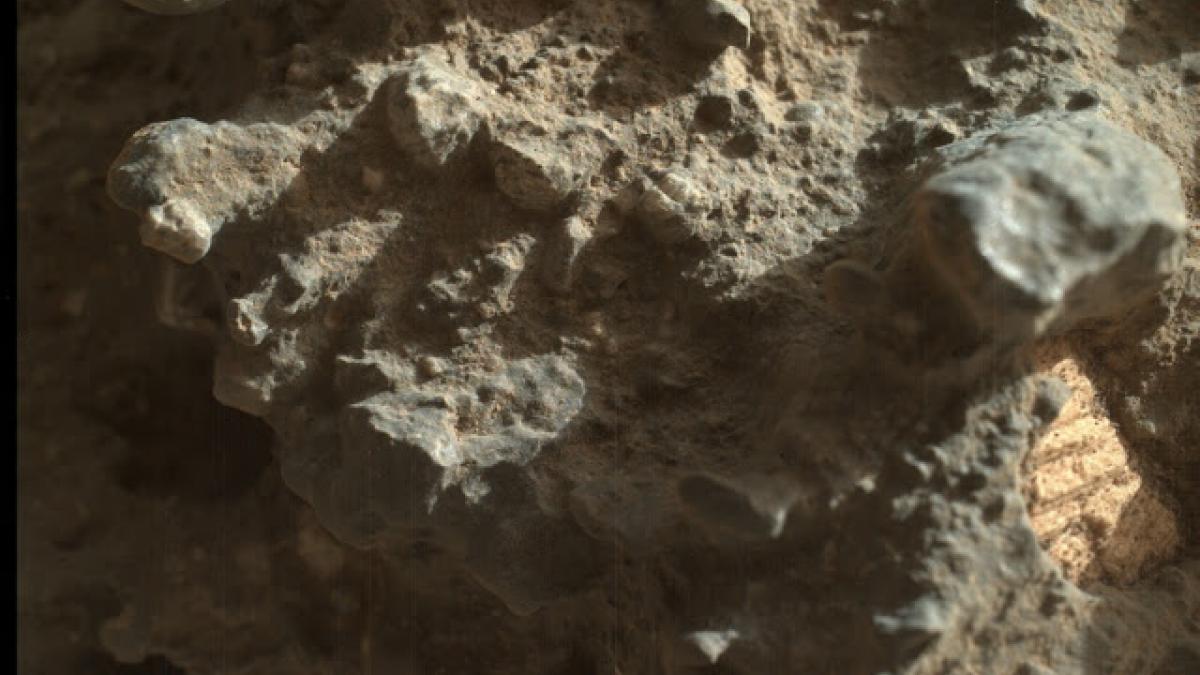 Curiosity обнаружил на Марсе древние морские раковины Curiosity обнаружил на Марсе древние морские раковины