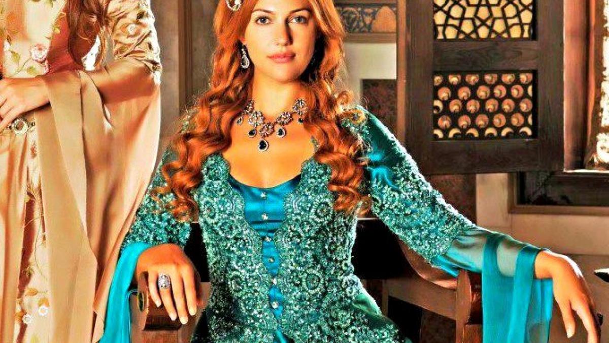 Фото Хюррем после пластики шокировало подписчиков