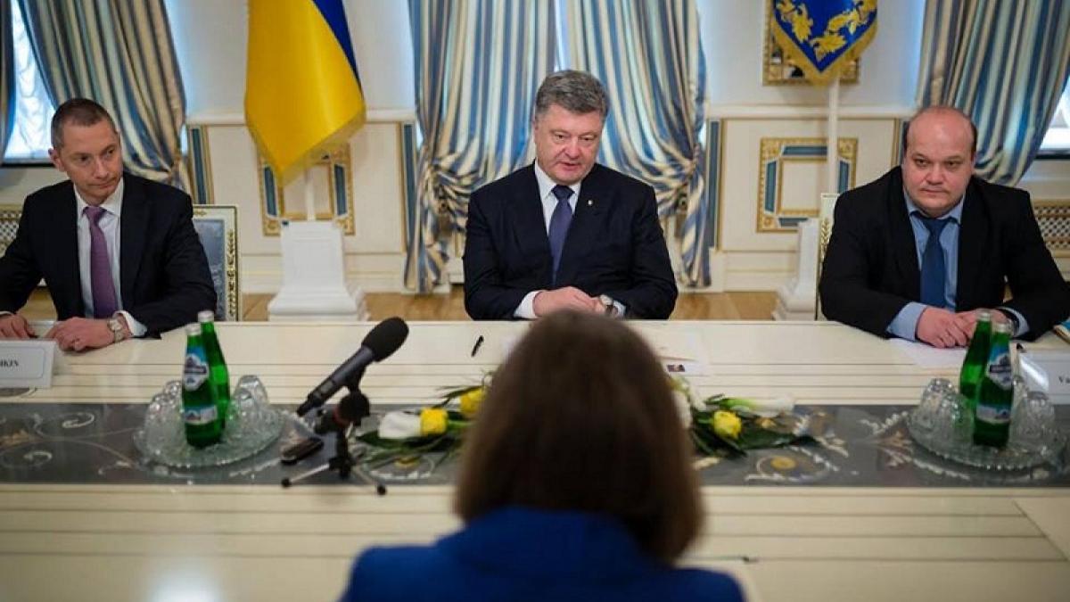 Киев страшно напуган последствиями визита Нуланд в Москву: для Украины настал судьбоносный момент — СМИ Киев страшно напуган последствиями визита Нуланд в Москву: для Украины настал судьбоносный момент — СМИ