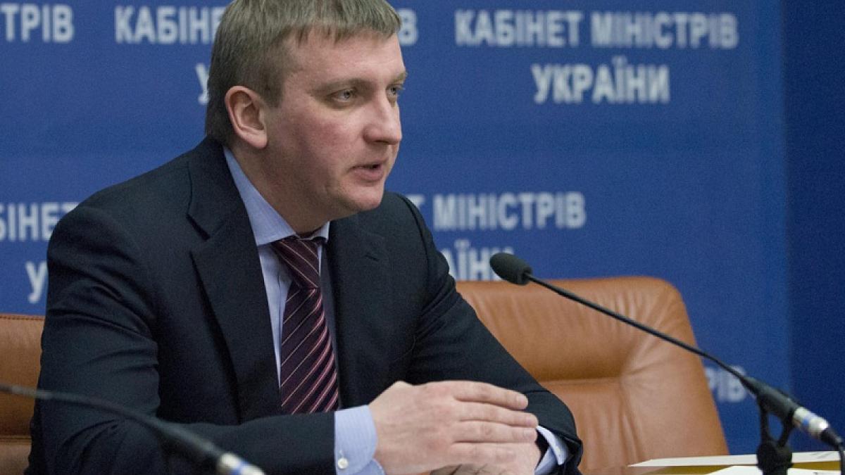Как проблема всех украинцев помогла нажить миллионы главе минюста Украины — рассказал министр Как проблема всех украинцев помогла нажить миллионы главе минюста Украины — рассказал министр
