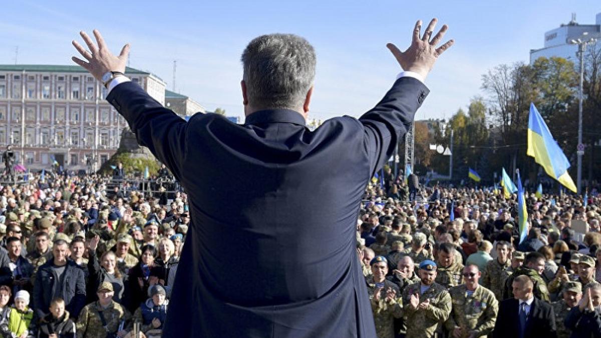 Шарий заявил о готовности Порошенко устроить теракт или техногенную катастрофу Порошенко дошел до стадии теракта или техногенной катастрофы, эксперт