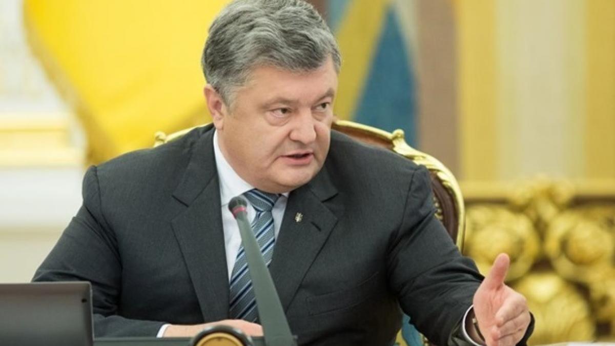 Порошенко призвал страны «дожать Россию», чтобы вернуть Киеву Донбасс Порошенко призвал страны «дожать Россию», чтобы вернуть Киеву Донбасс