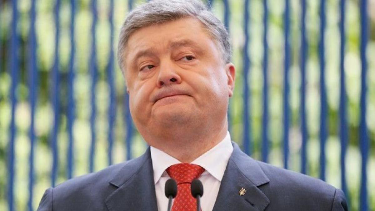 Соцсети высмеяли заявление Порошенко об украинской армии Соцсети высмеяли заявление Порошенко об украинской армии