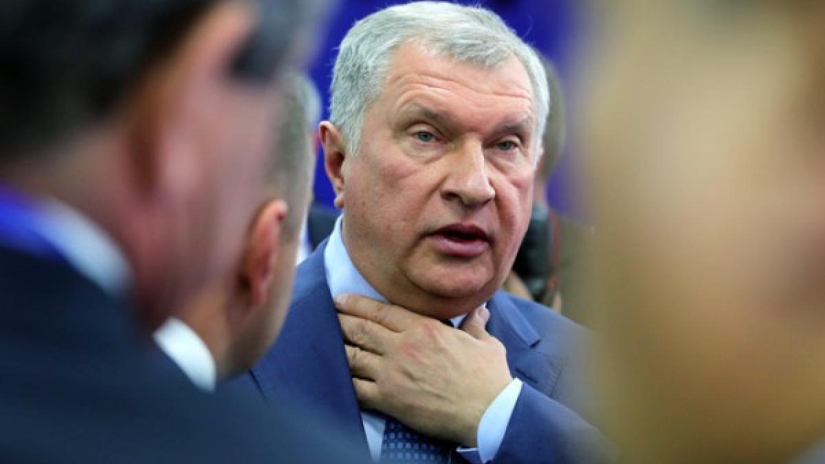Роснефть рухнула в цене на 25 млрд из-за заявления Сечина Заявление Сечина обесценило "Роснефть" на 25 млрд рублей за полчаса