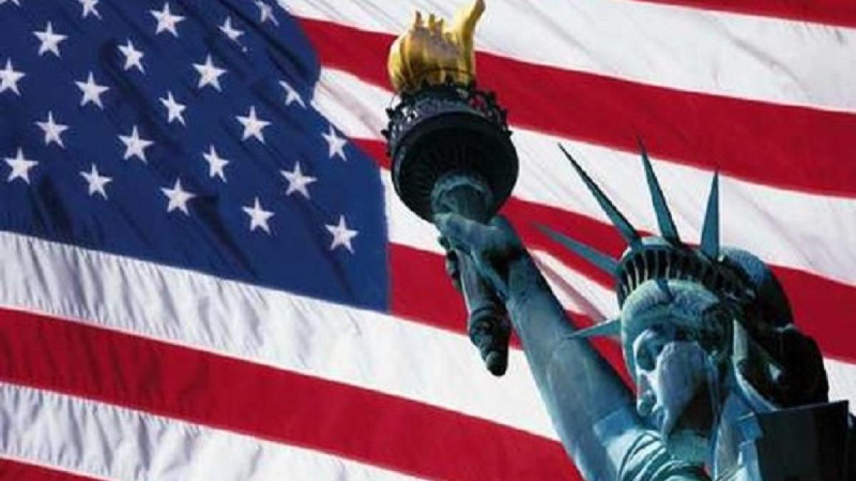 Молния осветила США, подав «божественный знак свыше». Молния осветила США, подав «божественный знак свыше».