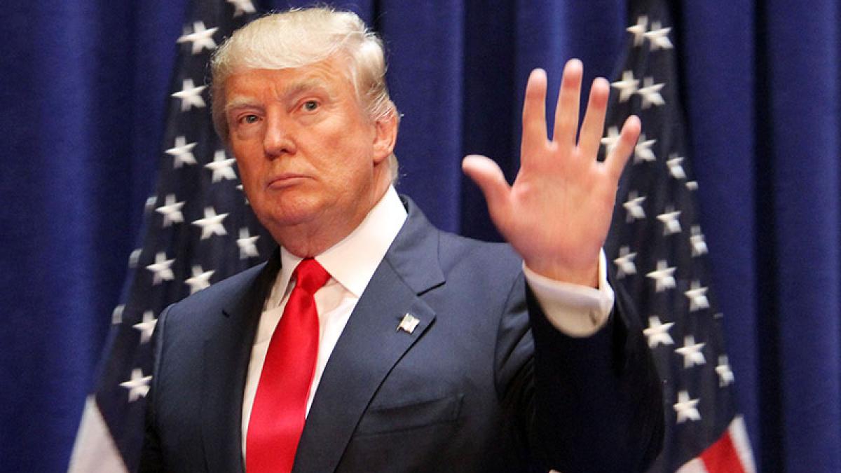 Трамп провел тайную встречу с экс-лидерами Колумбии - СМИ Трамп провел тайную встречу с экс-лидерами Колумбии - СМИ