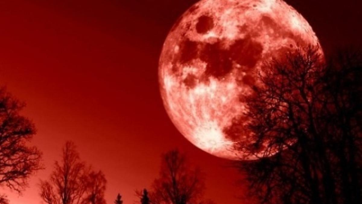 Судьбоносное Лунное Затмение станет самым долгим за последние 100 лет – ученые Судьбоносное Лунное Затмение станет самым долгим за последние 100 лет – ученые