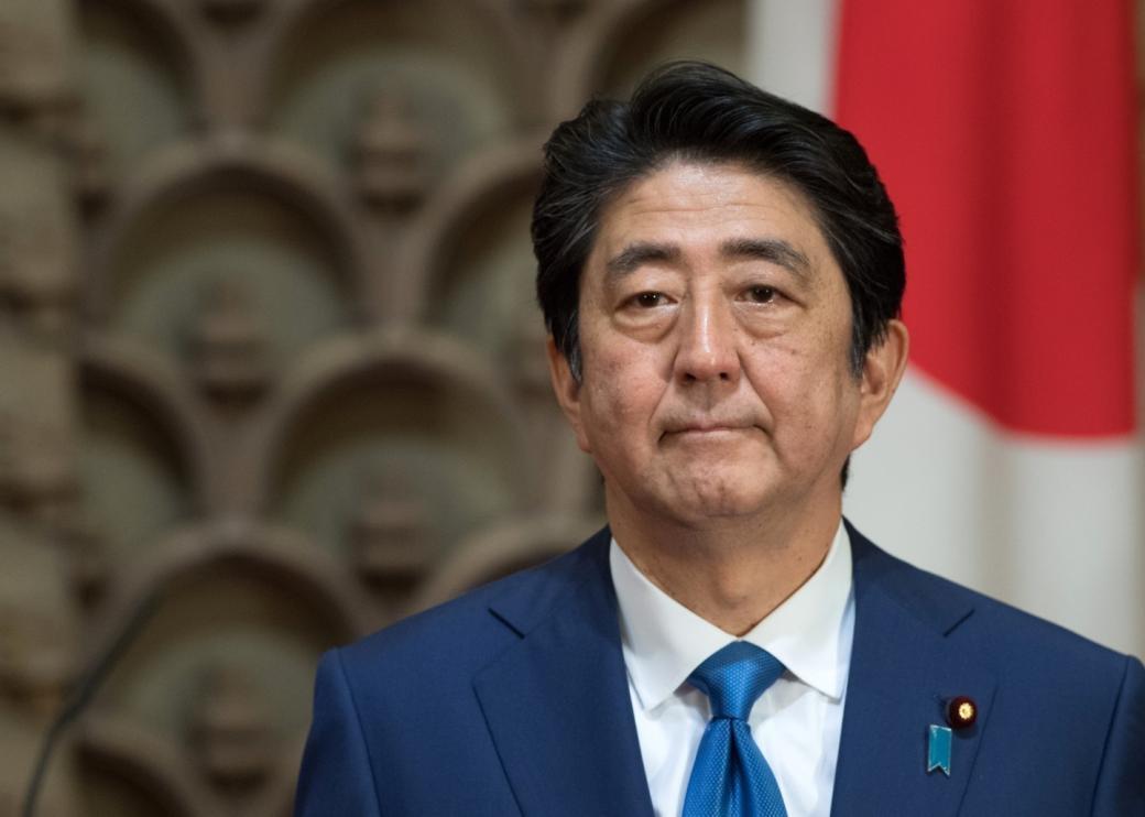 Абэ начал пересмотр стратегии переговоров с Москвой по мирному договору – СМИ