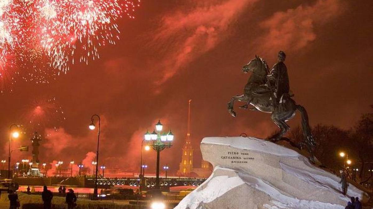 Салют 23 февраля 2018 года в Санкт-Петербурге Салют 23 февраля 2018 года в Санкт-Петербурге: где и в какое время состоится