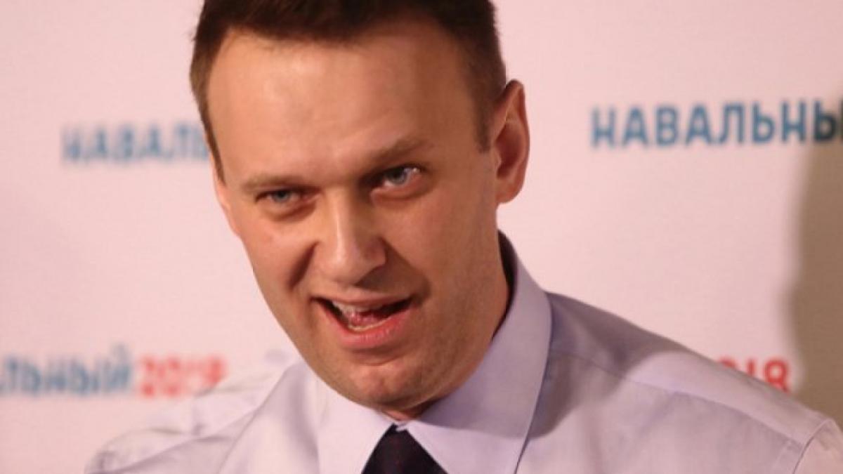 Сторонники Навального подали документы на регистрацию партии Сторонники Навального подали документы на регистрацию партии