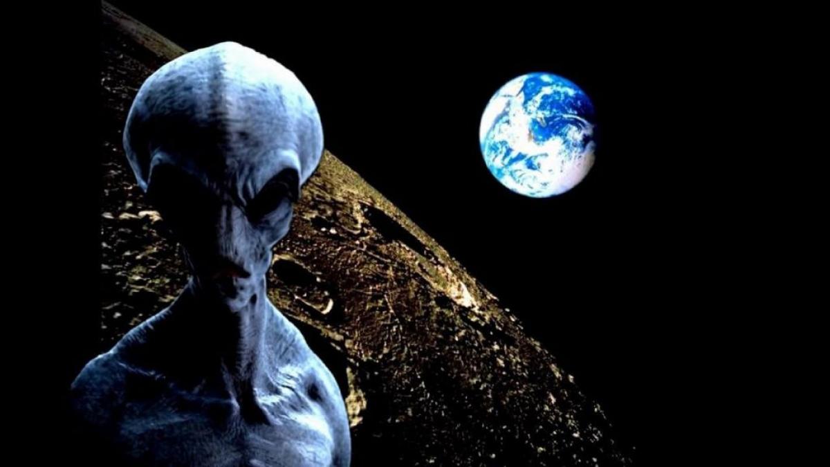 На Луне замечен «инопланетянин-турист» – уфологи На Луне замечен «инопланетянин-турист» – уфологи