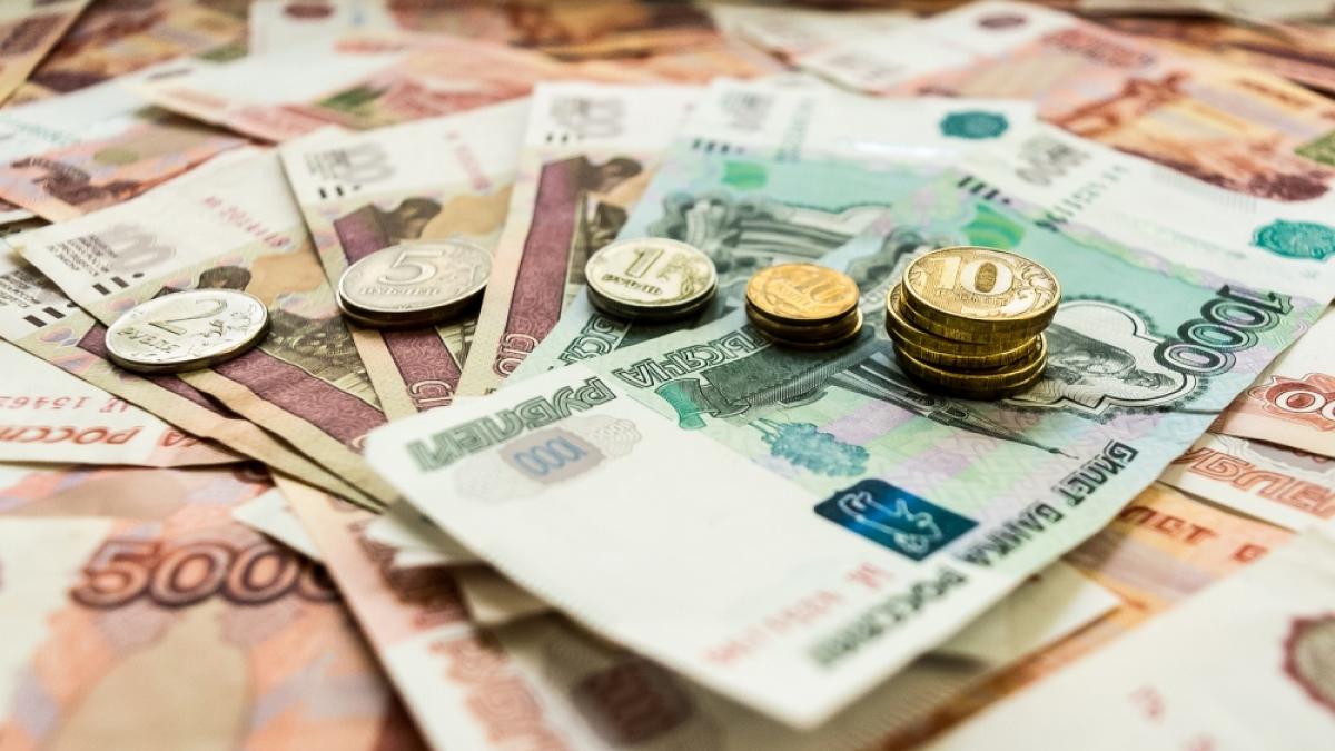 Последние новости сегодня. В Госдуме подготовили законопроект о повышении МРОТ до 25 тысяч рублей
