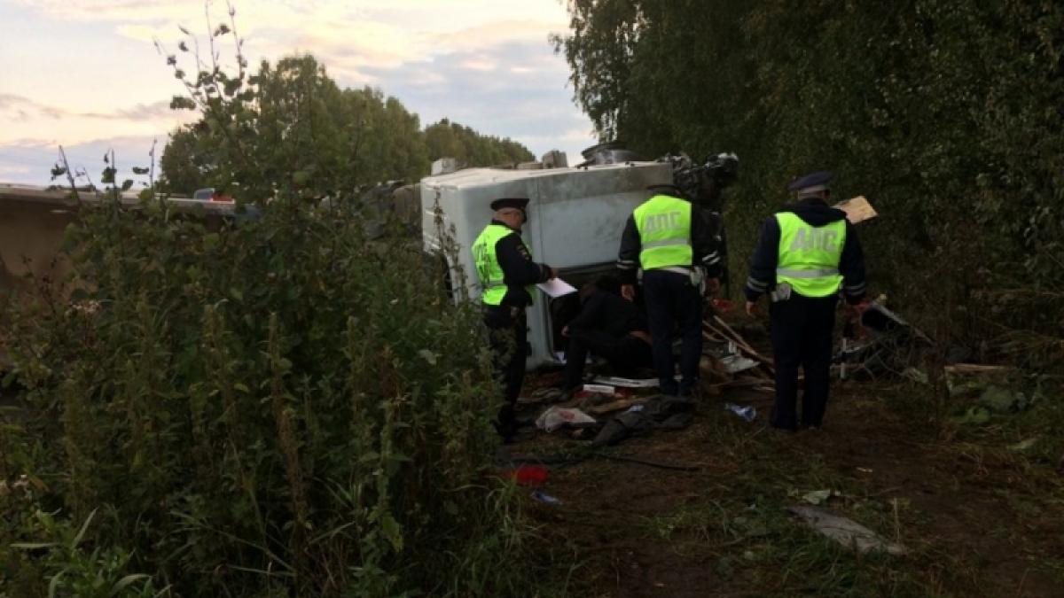 ДТП под Екатеринбургом 09 09 17: восемь человек в двух УАЗах насмерть раздавил самосвал – фото, видео, подробности, список пострадавших, последние новости ДТП под Екатеринбургом