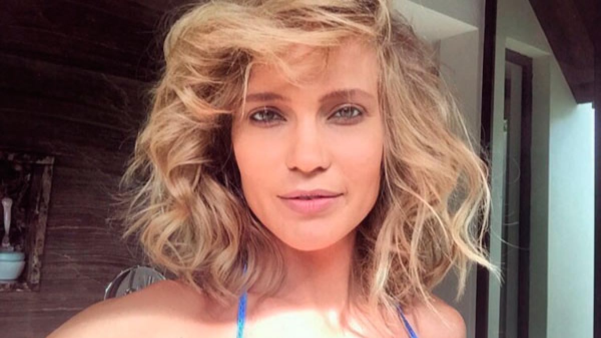 Глюкоза зажгла поклонников «спортивным тверком» подчеркивающим ее сексуальность Глюкоза «потрясла попой» под зажигательный трек: поклонники в восторге