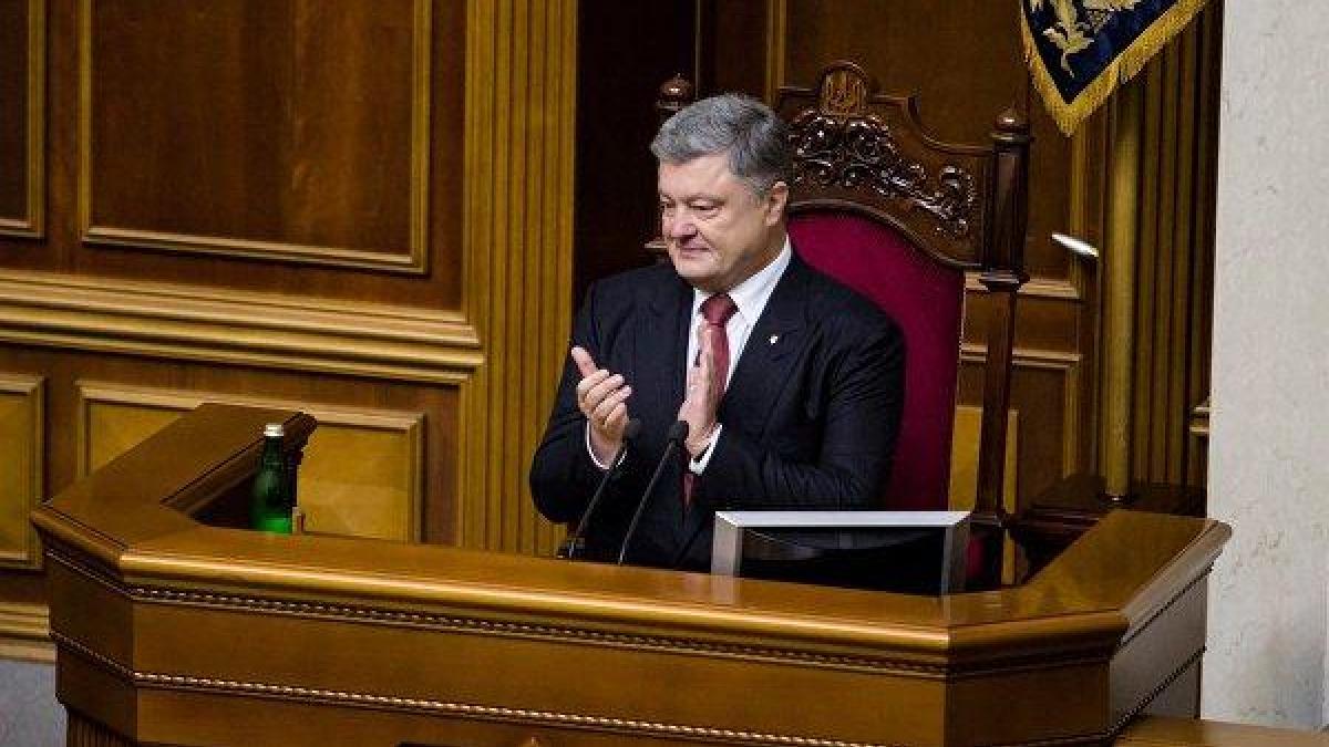 Президент Порошенко не назвал точные сроки вступления Украины в ЕС и НАТО Президент Порошенко не назвал точные сроки вступления Украины в ЕС и НАТО