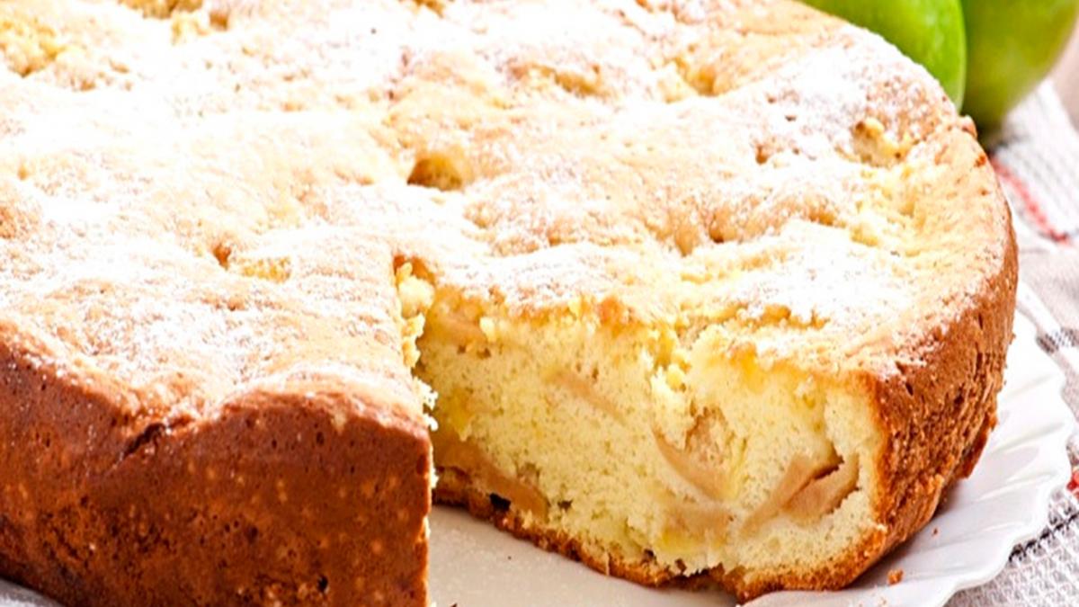 Шарлотка с яблоками самый простой и вкусный рецепт