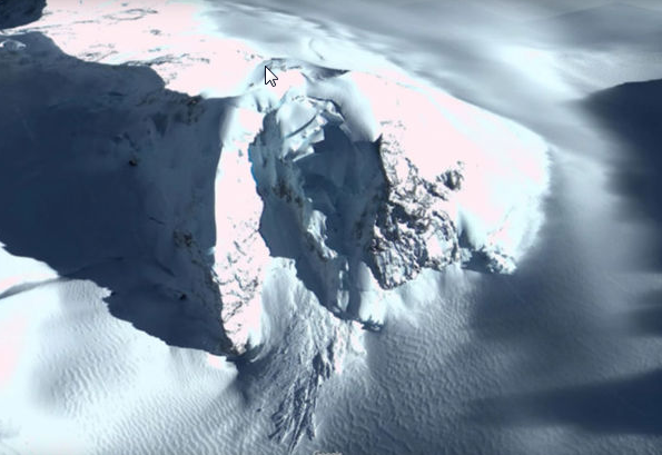 В горах Антарктиды обнаружены следы в виде свастики – ученые