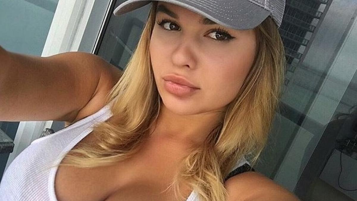 Взорвала Сеть «русская Кардашьян» откровенной фотографией на пляже «Русская Кардашьян» взорвала Сеть откровенной фотографией на пляже