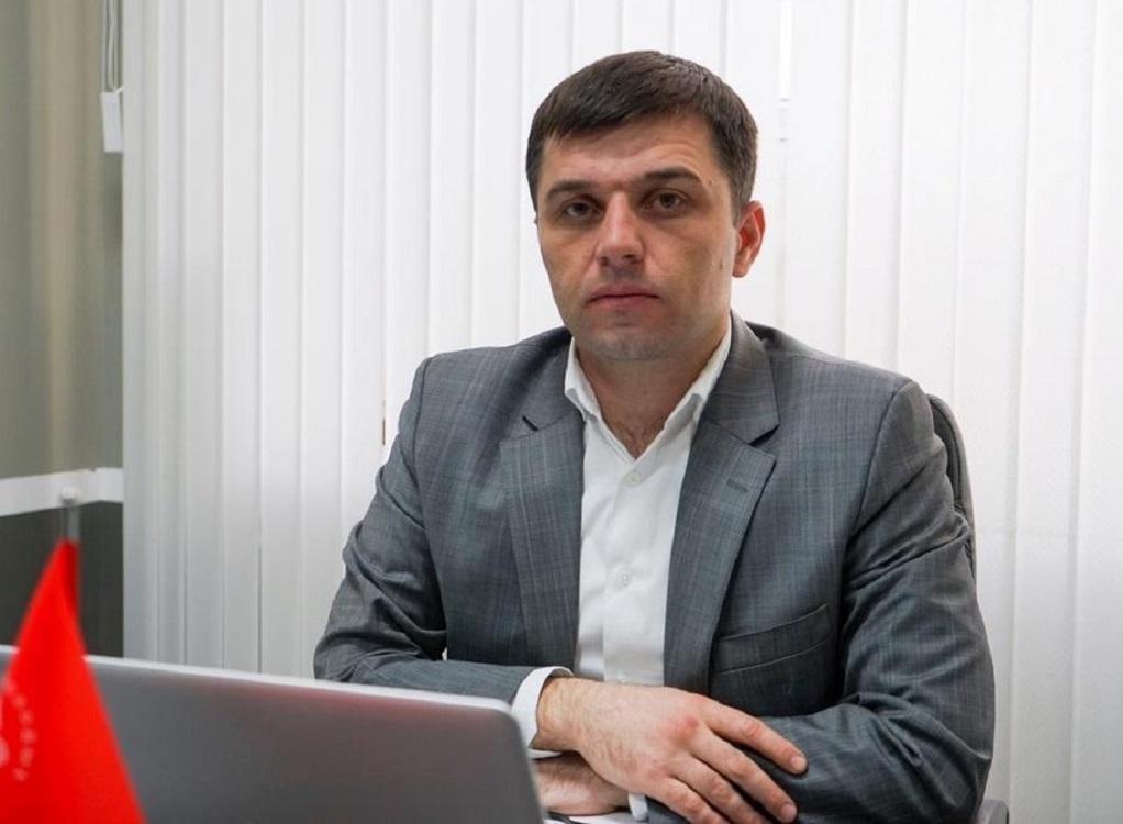 Главу молодёжного центра занятости Дагестана обвинили в превышении полномочий
