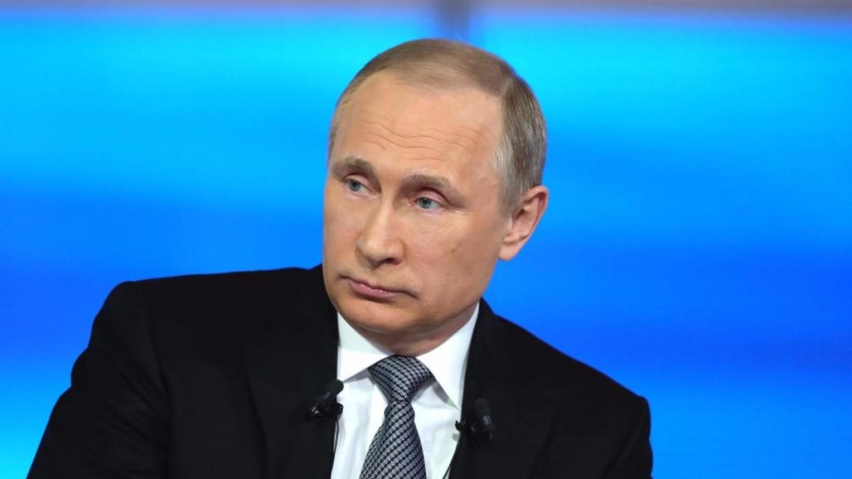 Путин пообещал оставить президентский пост, сославшись на Конституцию РФ Владимир Путин