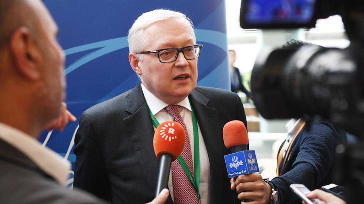 Рябков рассказал, как РФ ответит на американские санкции в финансовой сфере Худшие опасения западных экспертов подтвердились: в России озвучили ответ на санкции США