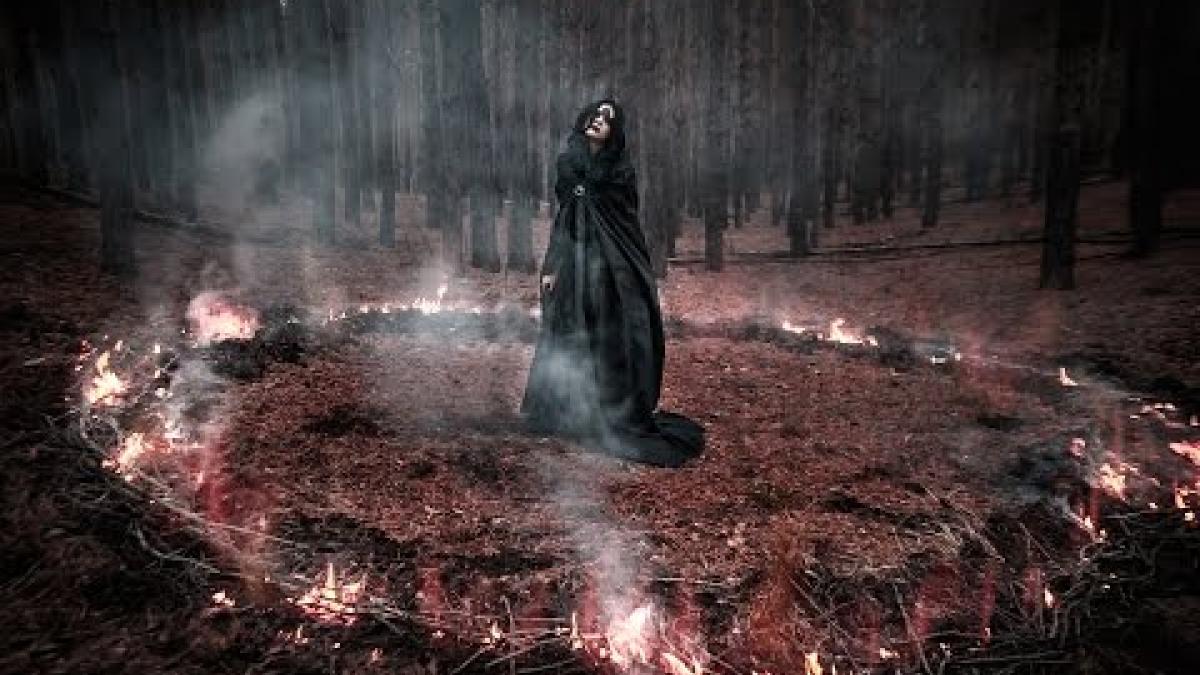 Пожилая женщина была заживо сожжена своими односельчанами В Перу на костре заживо сожгли 73-летнюю колдунью